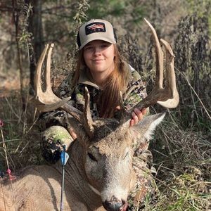 Meet your Posher, Holly